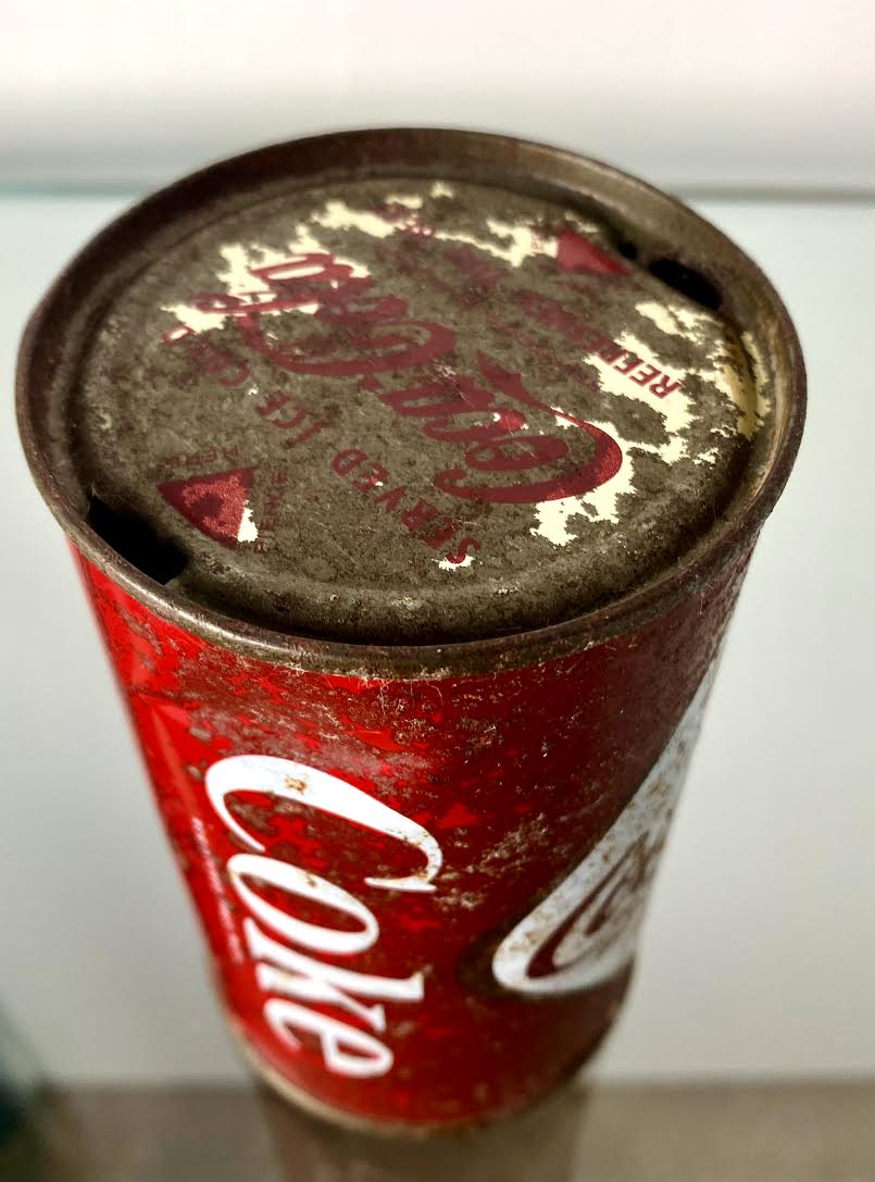 Vintage CocaCola Can Brightham House Boutique Bed & Breakfast